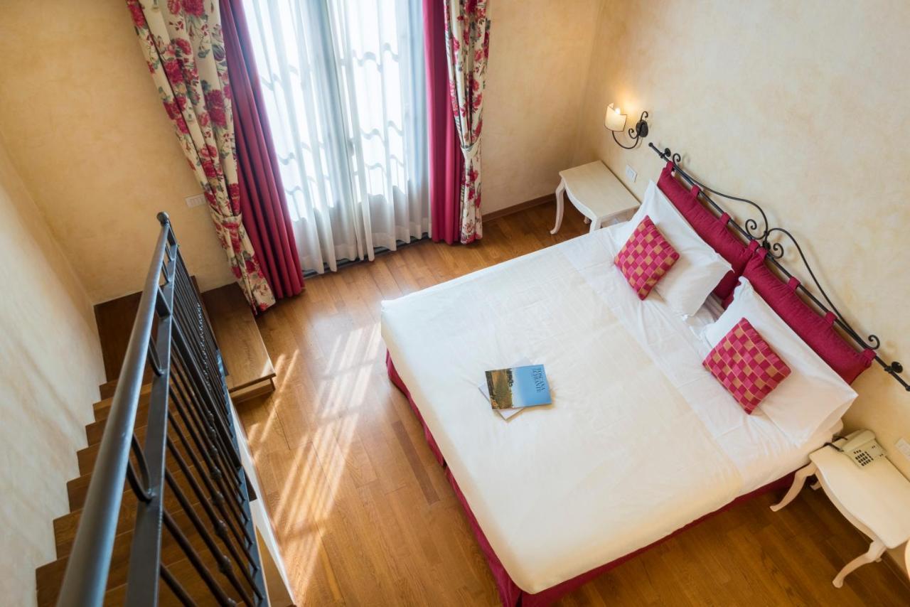 Hotel Borgo Di Cortefreda - Place Of Charme Tavarnelle Val di Pesa Екстериор снимка