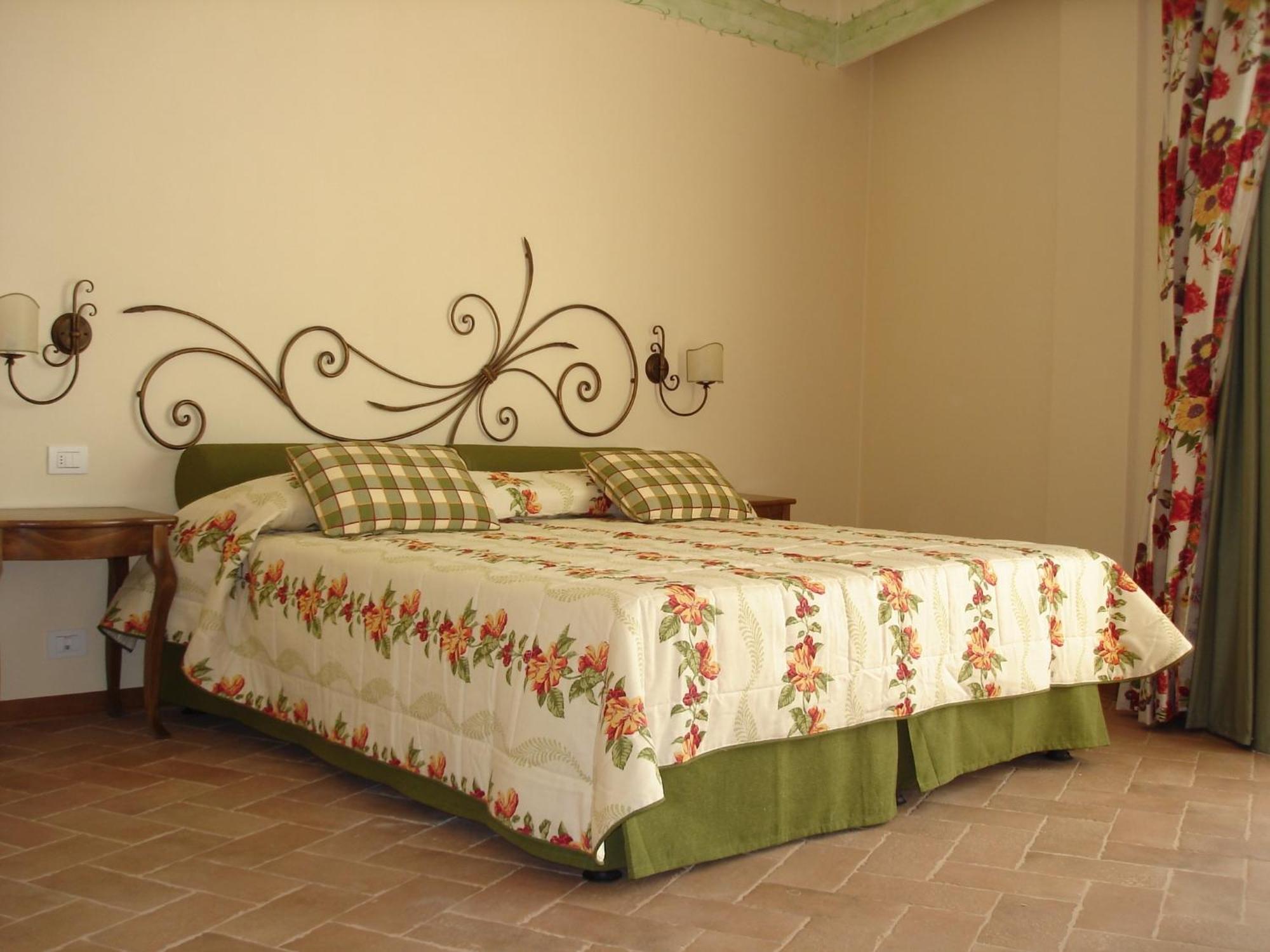 Hotel Borgo Di Cortefreda - Place Of Charme Tavarnelle Val di Pesa Екстериор снимка